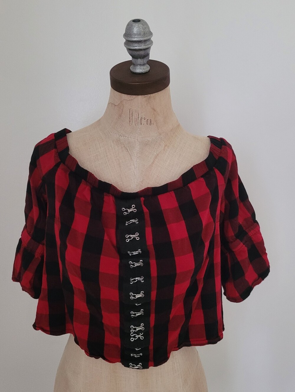 Hot Topic Red & Black Buffalo Plaid Hook & Eye Off The Shoulder Top M